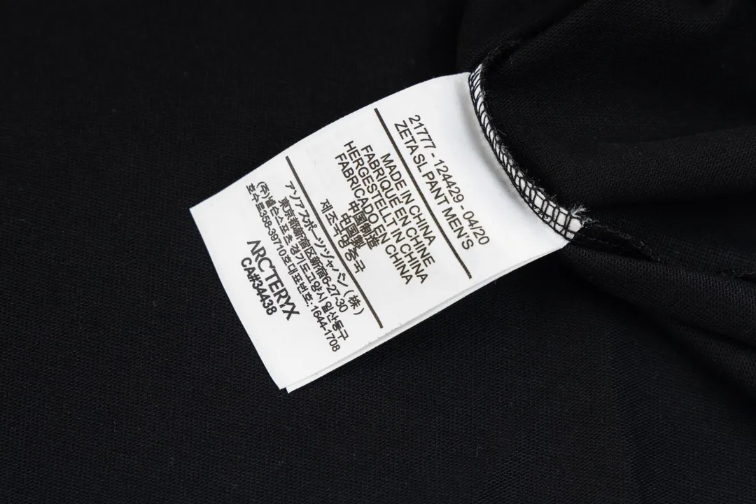 Arc’teryx （ F 1） logo T 60 ， g 。 Breathable， ， ， 。 logo ， 。 ， 。 ， ， ， :XS-L